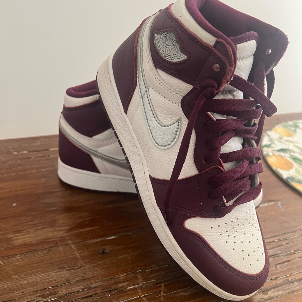 Nike Boys Youth Maroon and White High-Top Sneakers